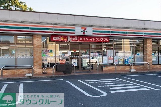 コンビニ　セブンイレブン江戸川春江町3丁目店（コンビニ）まで200m