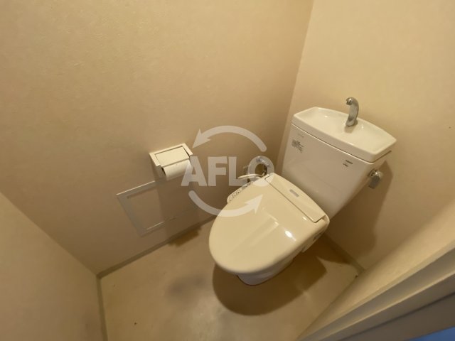 トイレ　ルチューレ西梅田　トイレ