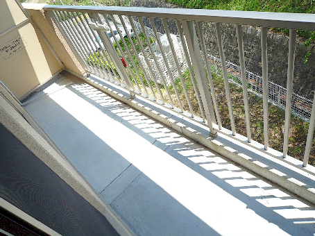 バルコニー　ベランダ