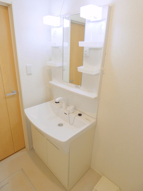 洗面設備　図面と現状に相違がある場合には現状を優先