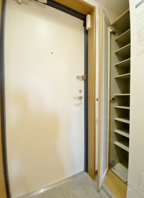 玄関　シューズボックスあり