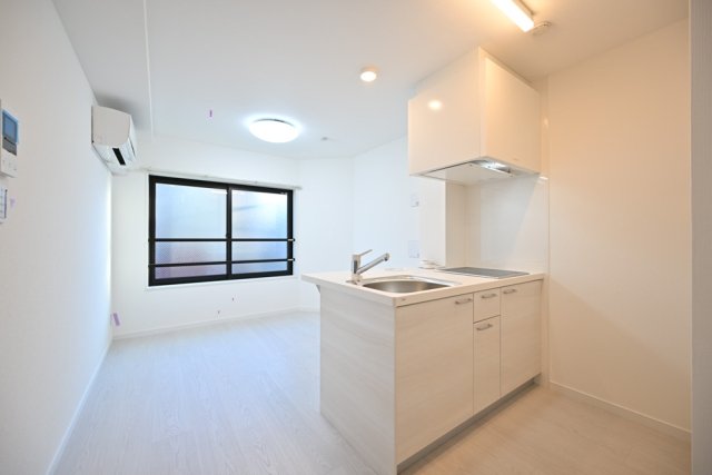 居室・リビング　使いやすい居間です