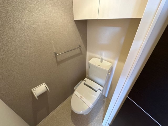 トイレ　温水洗浄暖房便座のトイレ