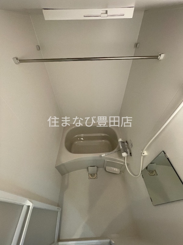 バス・シャワールーム　同型別部屋写真