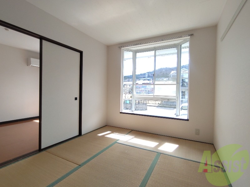 その他部屋・スペース　こちらは洋室になります。寝室として利用できそうですね。