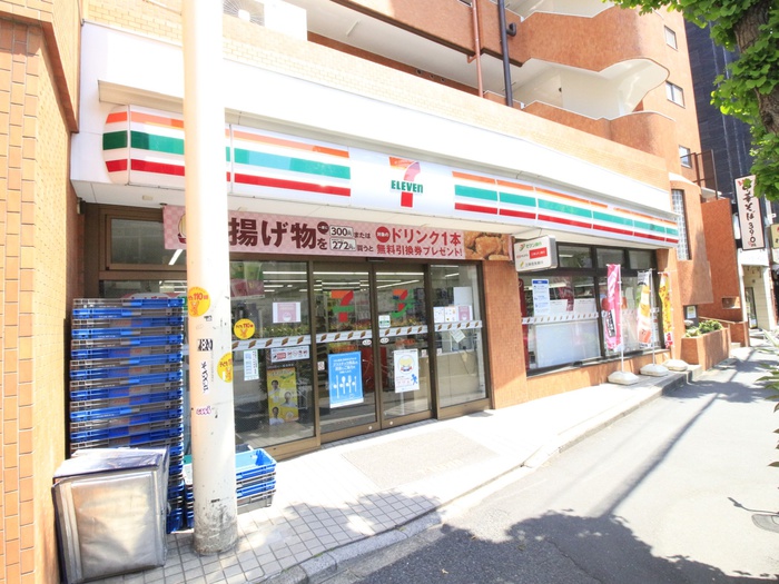 コンビニ　セブン-イレブン 江戸川橋店（コンビニ）まで300m