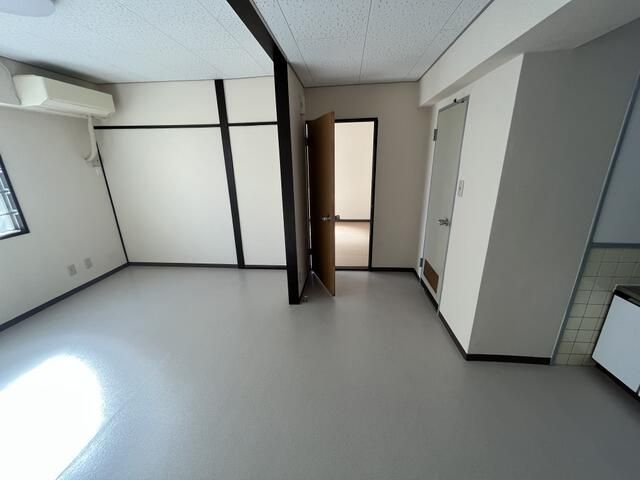 居室・リビング　※別部屋写真参照