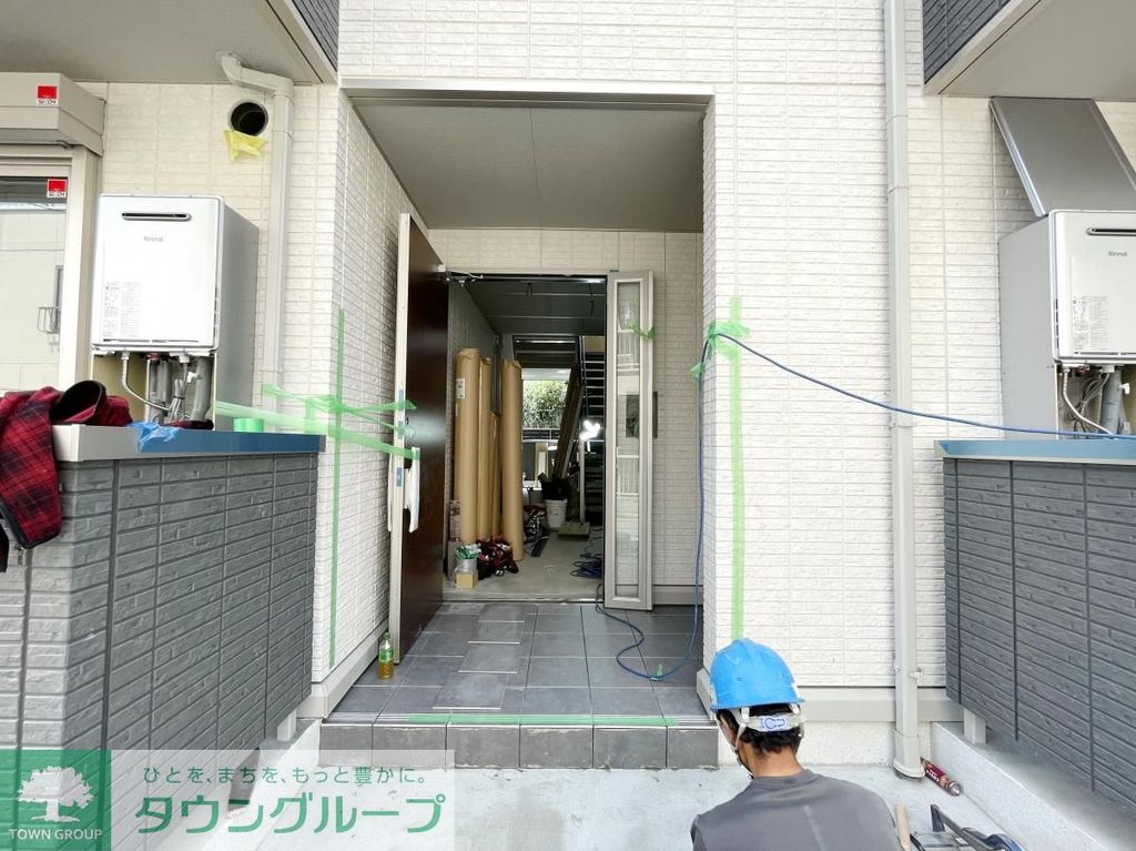 エントランス　エントランス