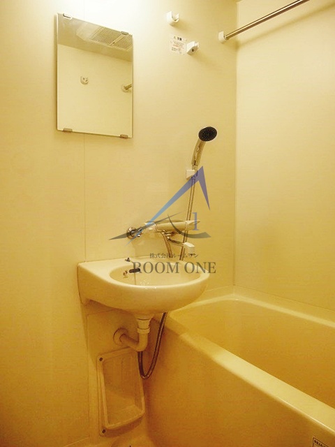 バス・シャワールーム　お風呂です。