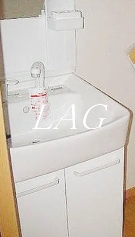 洗面設備　洗面台です。