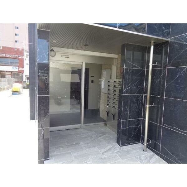 玄関　※他部屋参照