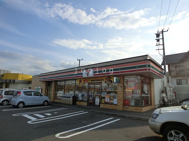 コンビニ　セブンイレブン小樽桂岡店（コンビニ）まで297m
