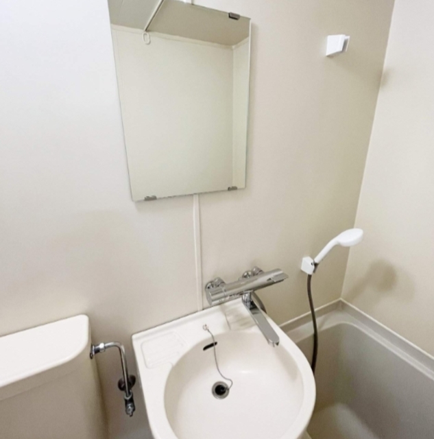 洗面設備　同仕様参考