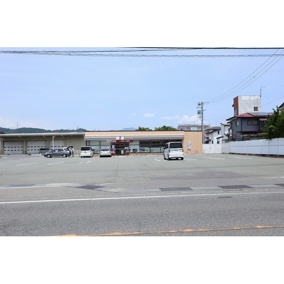 コンビニ　セブンイレブン中野市高丘店（コンビニ）まで2392m