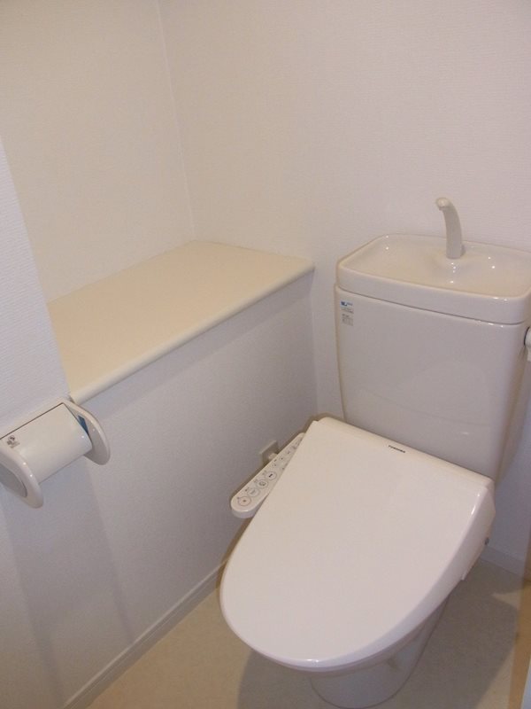 トイレ　トイレ　※別号室参考写真