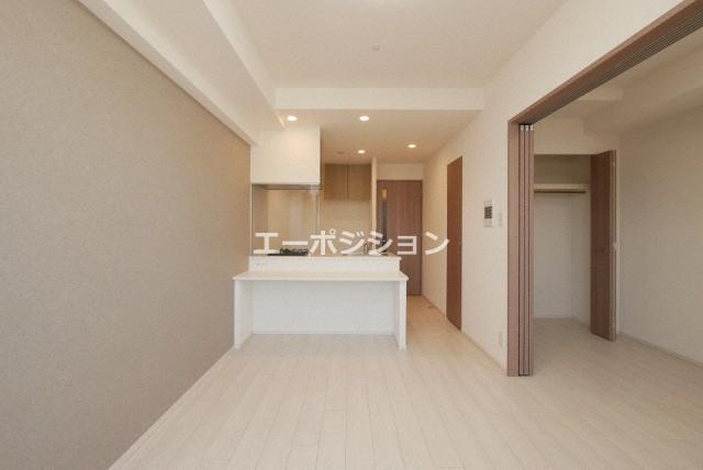 居室・リビング　スプランディッド難波キャトル