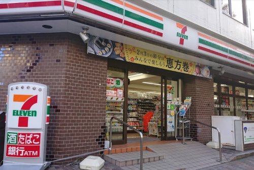 コンビニ　セブンイレブン 中央区明石町店（コンビニ）まで336m