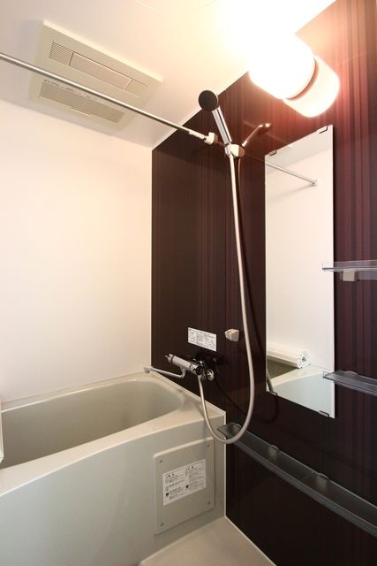 バス・シャワールーム　★お問い合わせはタウンハウジングまで★