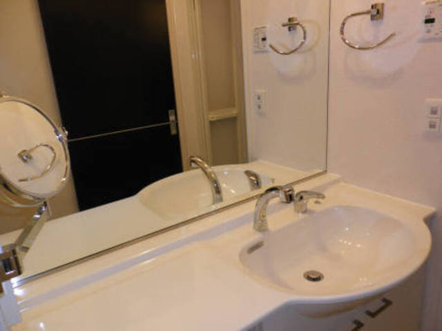 洗面設備　同仕様