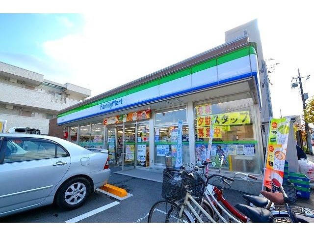 コンビニ　ファミリーマート　広島緑井店（コンビニ）まで246m