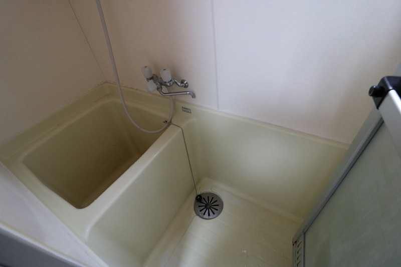 バス・シャワールーム　1日の疲れを流しましょう。