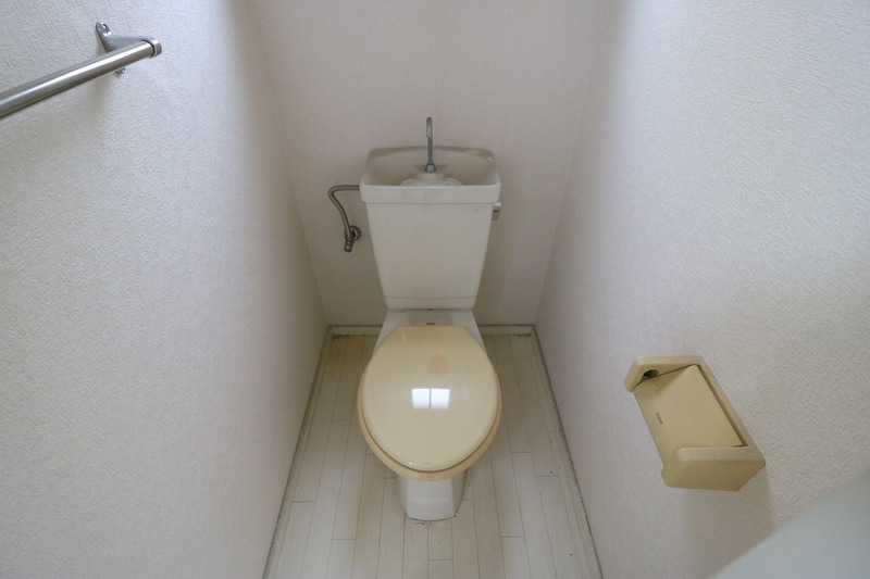 トイレ　清潔感のある空間です。