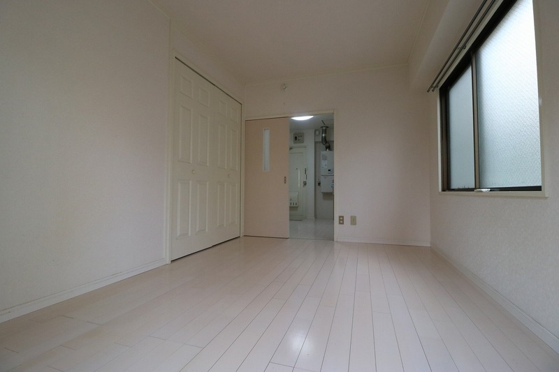 その他部屋・スペース　別角度から見たリビングです。