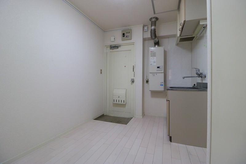 玄関　ようこそいらっしゃい。