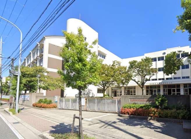 高校・高専　尼崎稲園高等学校（高校・高専）まで659m