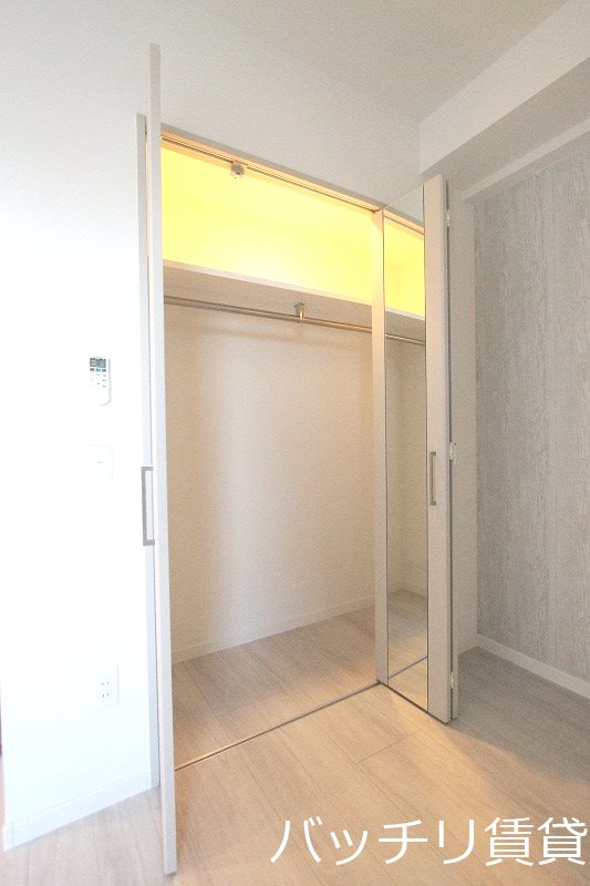 収納　別号室タイプの為、現状を優先致します。