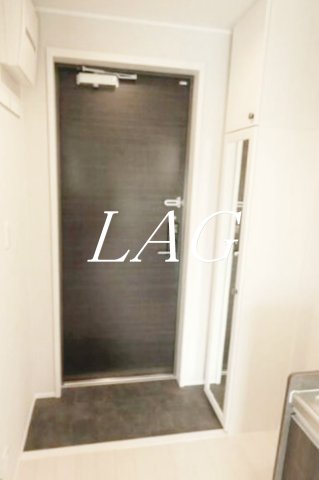 玄関　玄関です。