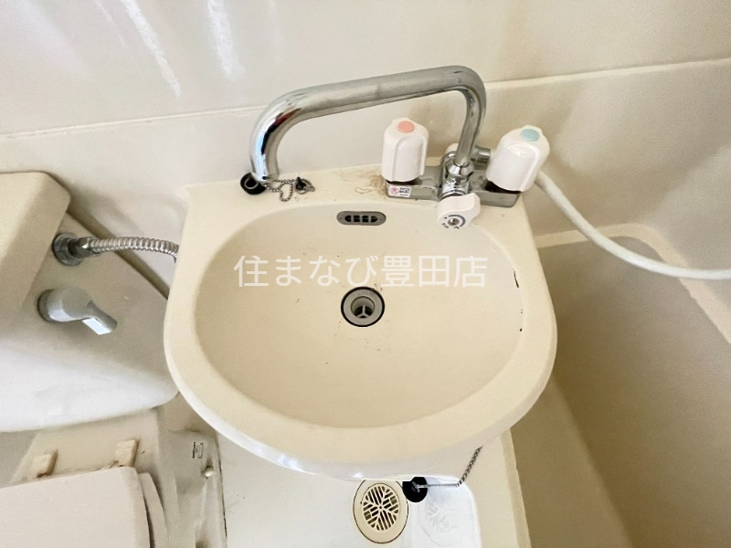 洗面設備　同型別部屋写真