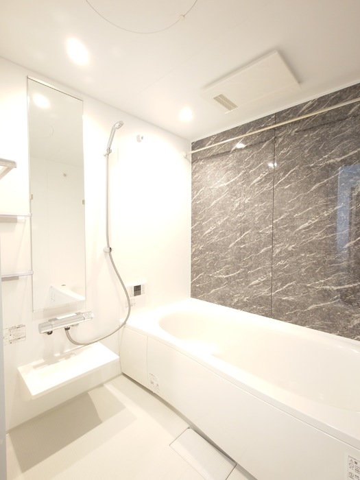 バス・シャワールーム　日々の疲れを癒すお風呂付です