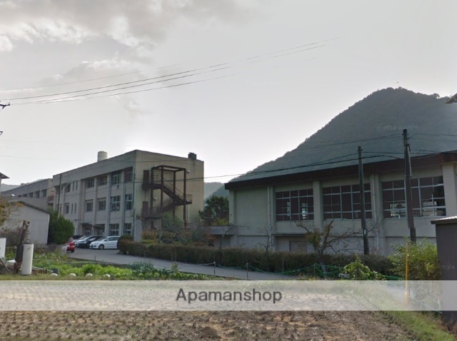 小学校　中之町小学校（小学校）まで1050m