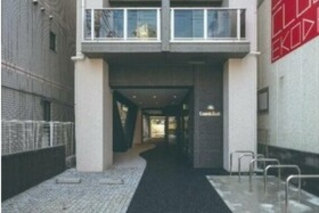 エントランス　エントランス