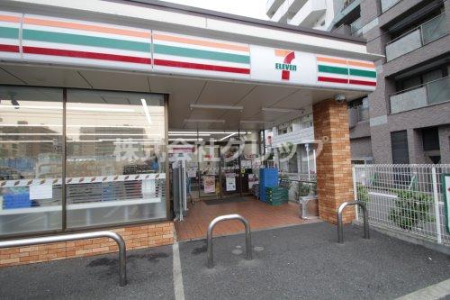 コンビニ　セブンイレブン 横浜不老町1丁目店（コンビニ）まで114m