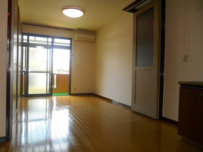 居室・リビング　L字型システム