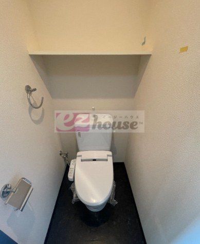 トイレ　別部屋の参考画像になります