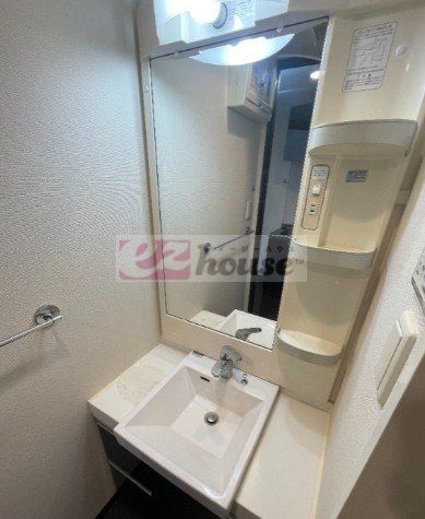 洗面設備　別部屋の参考画像になります