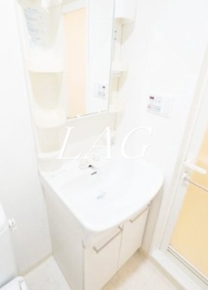 洗面設備　独立洗面台です。