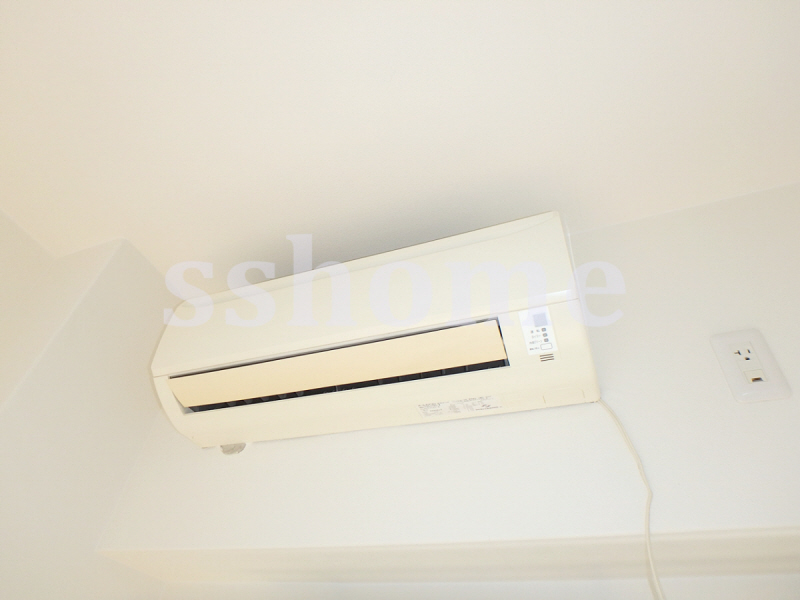 その他　嬉しいエアコン付きです♪