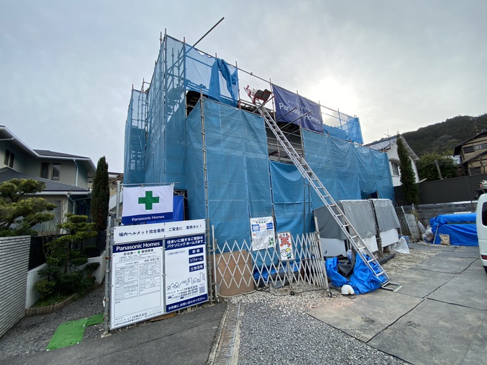 建物外観　建築中