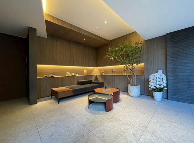 ロビー　キレイ