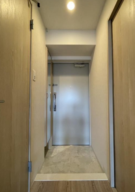 玄関　シューズボックス完備