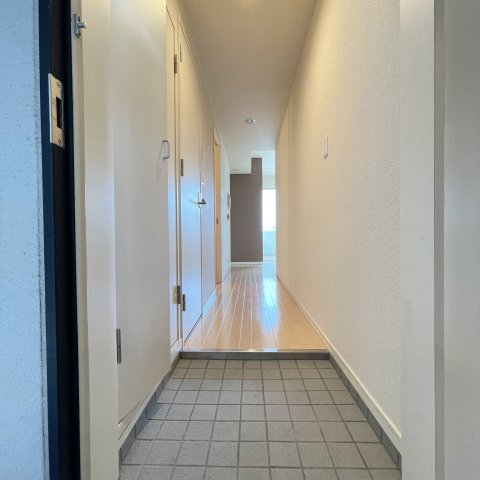 玄関　同仕様タイプです