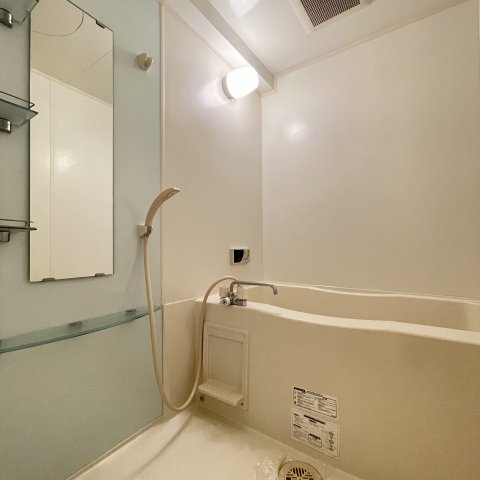 バス・シャワールーム　同仕様タイプです