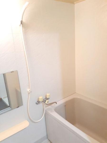 バス・シャワールーム　※現況優先となります。