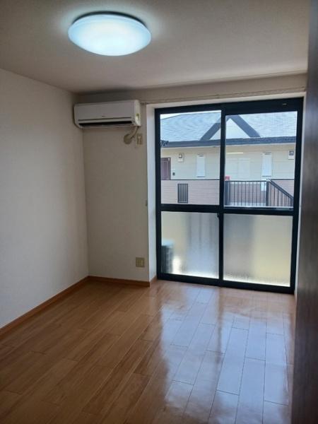 居室・リビング　※現況優先となります。