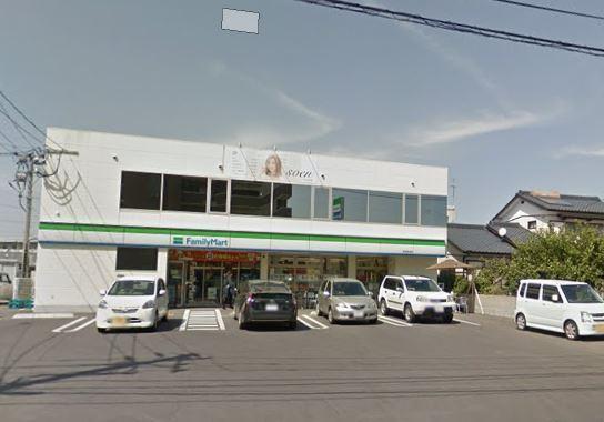 コンビニ　ファミリーマート宮崎新城店（コンビニ）まで1287m