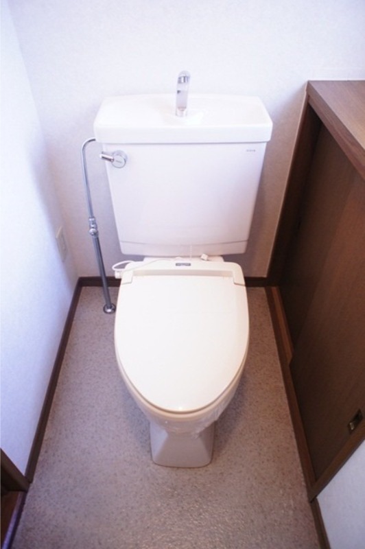 トイレ　図面と現状に相違がある場合には現状を優先